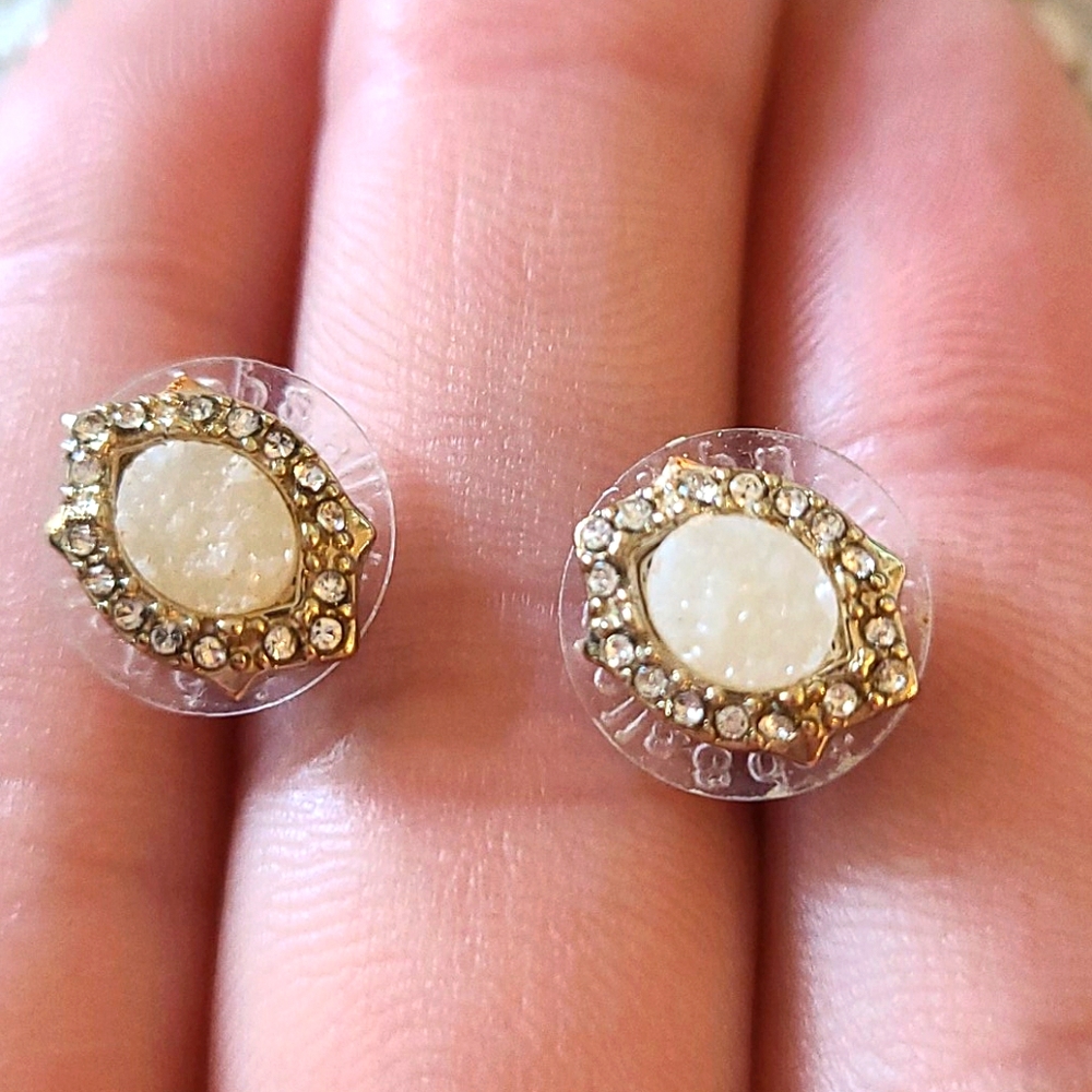 Stella & Dot earrings